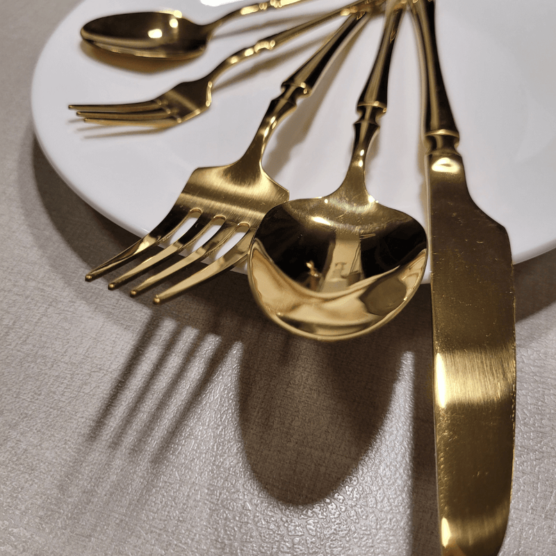 Jogo de Talheres Dourados Paris de 30 peças